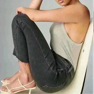 Aritzia Denim Forum The Lola High Rise Skinny Jeans Rinsed Black Wash size26 30L